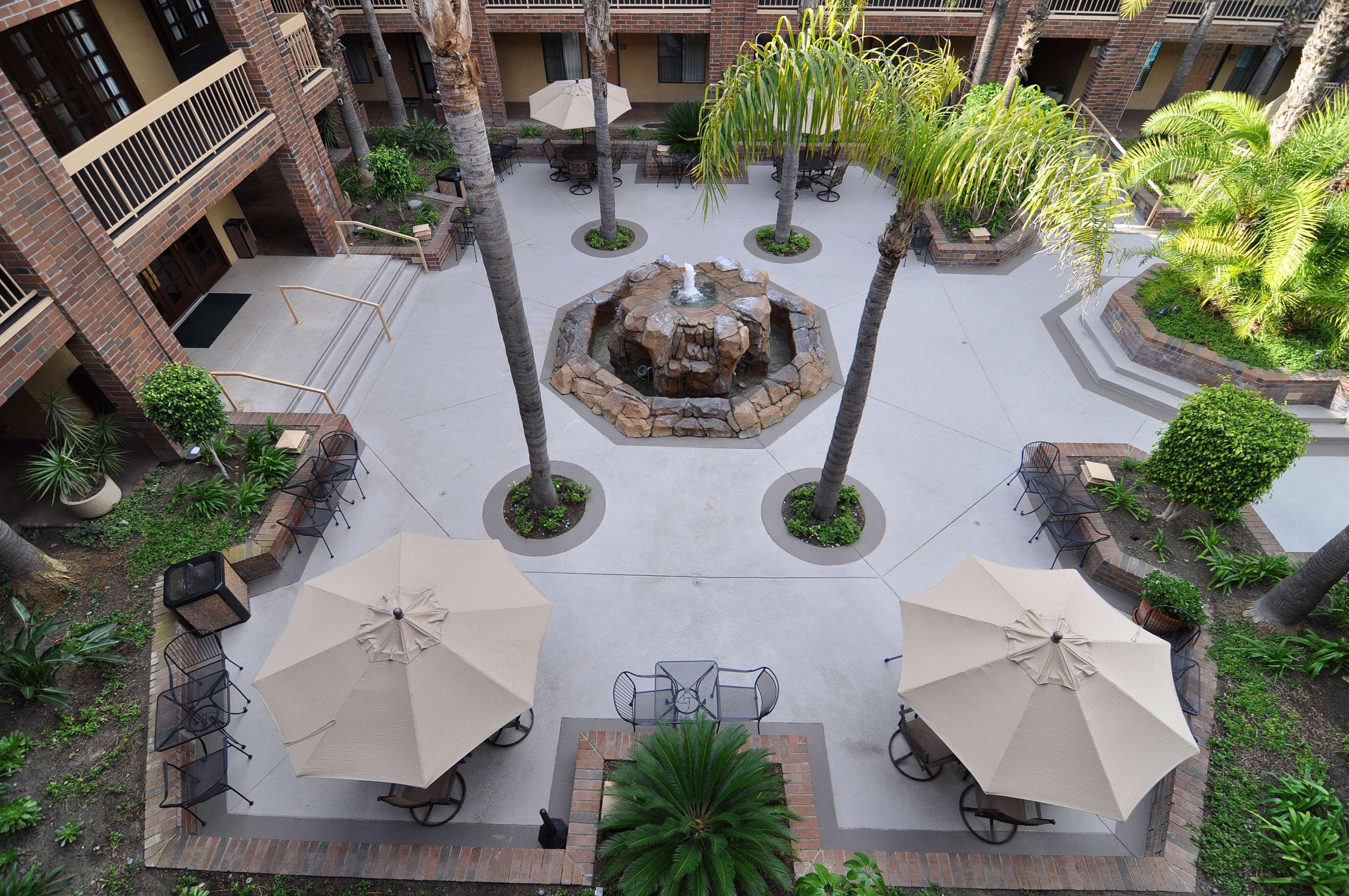 Best Western Plus Meridian Inn & Suites, Anaheim-Orange Exterior photo