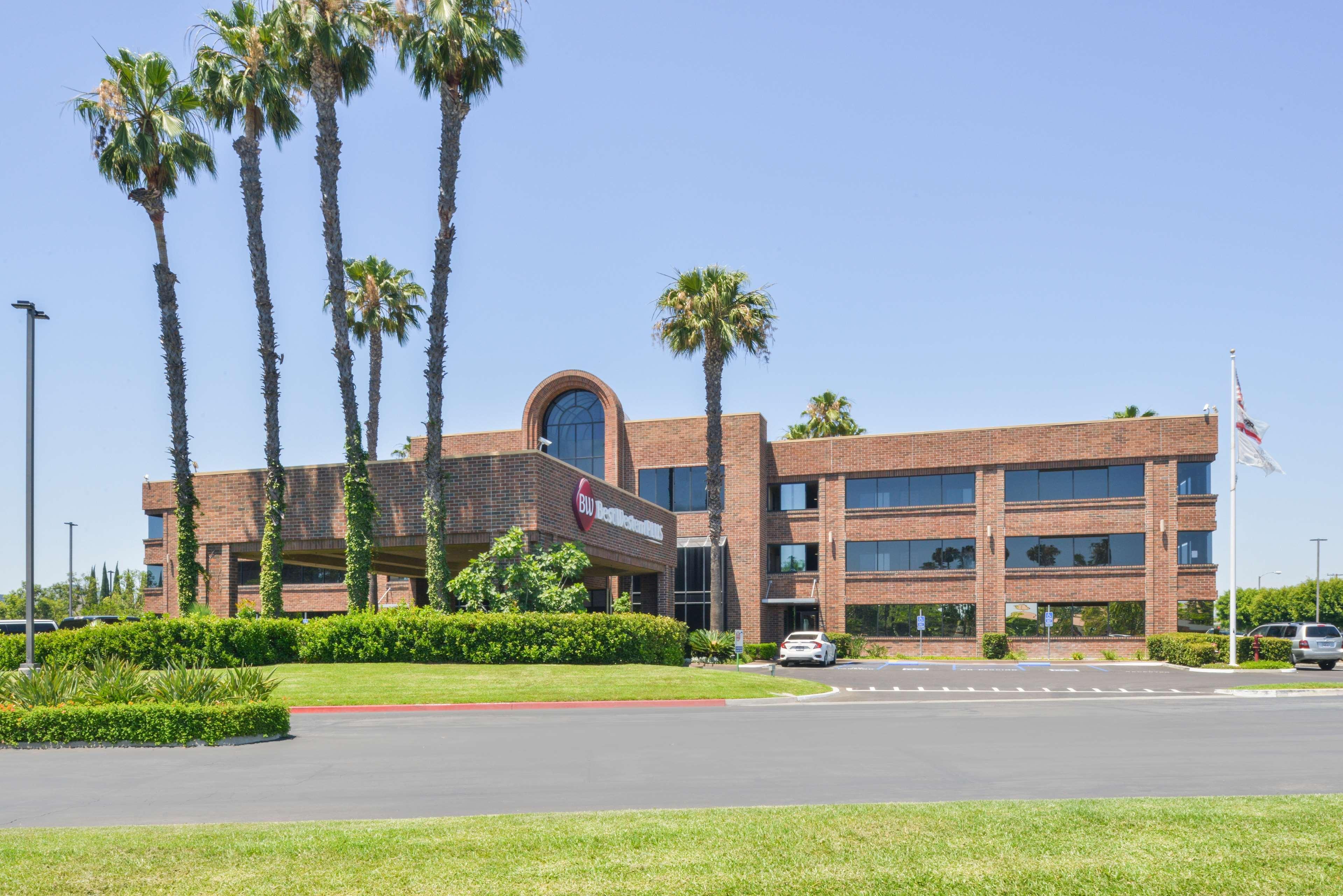 Best Western Plus Meridian Inn & Suites, Anaheim-Orange Exterior photo